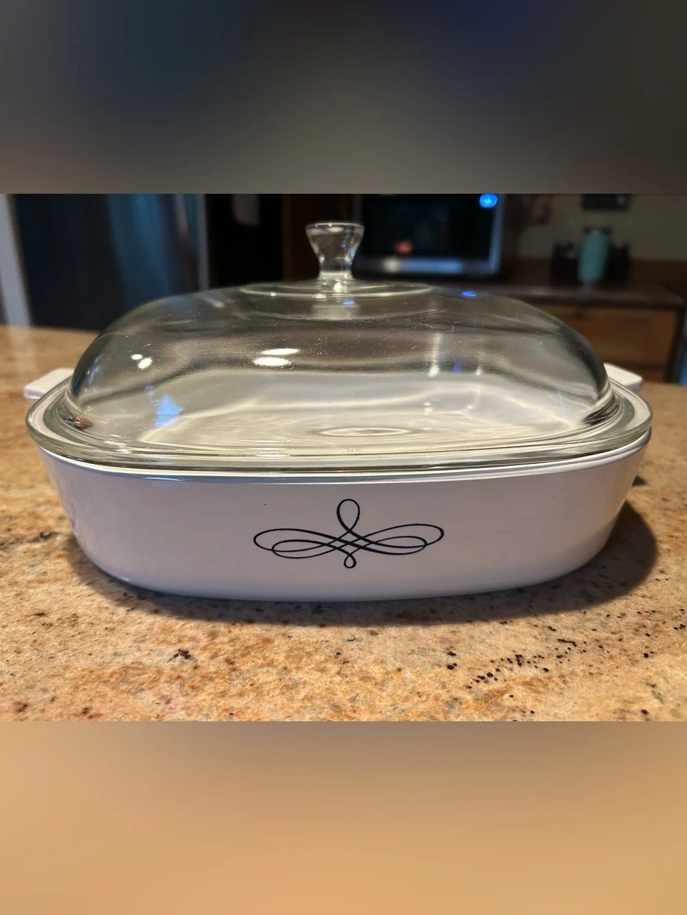 Corningware “Blue Trefoil” 10” Casserole Baker w/Pyrex Lid P-12-C 2.5Qt